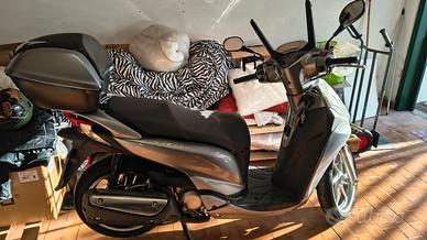 HONDA SH 300