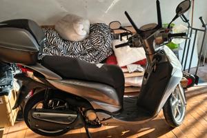 HONDA SH 300