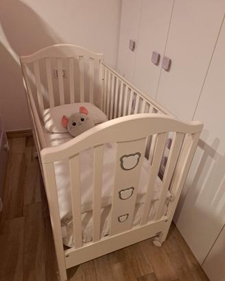 Lettino per Bambini in legno bianco. Come Nuovo