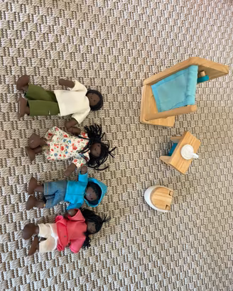 PlanToys-Familia di Bambole+Arredo Bagno