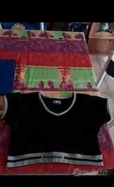 Top sportivo Reebok taglia 42