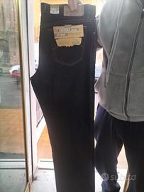 Jeans Nuovo marca Carrera diverse misure 48-54-56