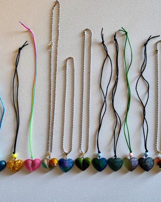 Collana Cuore In Resina 01.
