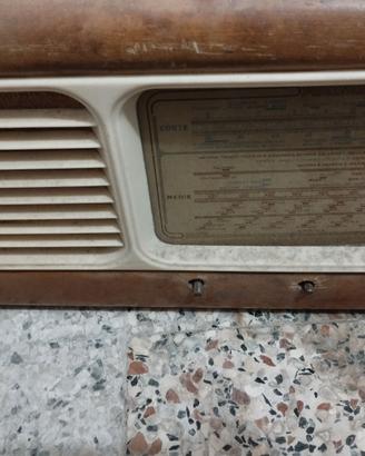 Radio epoca completa ma da testare