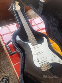 chitarra elettrica yamaha EG 112