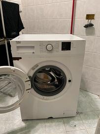 Lavatrice 5kg Beko funzionante con difetto estetic