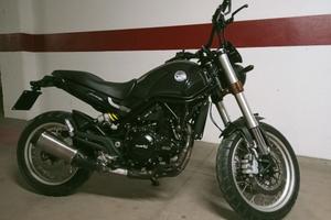 Benelli Leoncino Trial 500