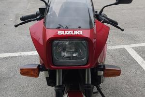 Moto Suzuki gsx 400 fws