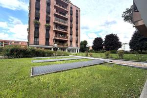 4 LOCALI A SETTIMO MILANESE
