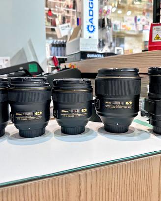 Nikon Obbiettivi 4 anni di garanzia