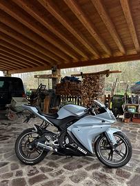 YAMAHA YZF R125