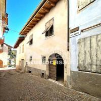 GRANDE CASA CON 2 APPARTAMENTI + SOFFITTA CON TETT