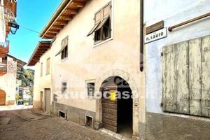 GRANDE CASA CON 2 APPARTAMENTI + SOFFITTA CON TETT