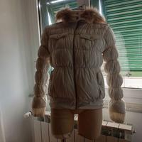 Piumino donna bianco con cappuccio in pelliccia 🤍