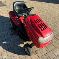 Trattorino tagliaerba