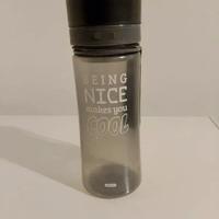 Borraccia Palestra Being Nice Makes You Cool