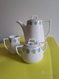 Teiera, bricco per il latte e zuccheriera 