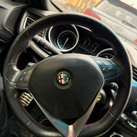 Volante tagliato AlfaRomeo Giulietta