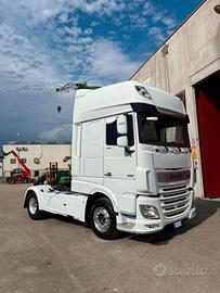 Trattore stradale DAF 530 XF