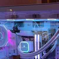 Dissipatore a liquido