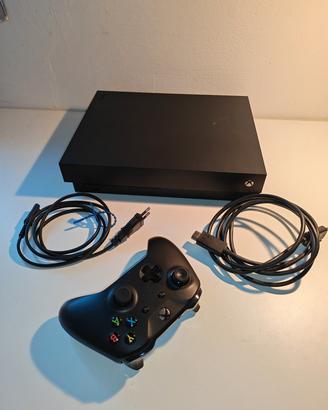 XBOX One x + 5 videogiochi