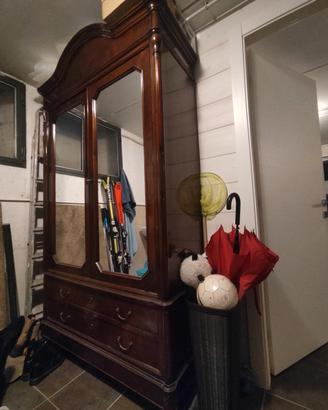 Armadio fine 800 in noce 