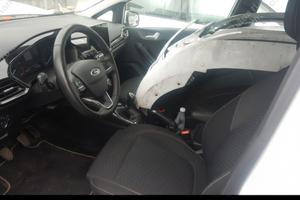 Ford Fiesta 1.0 Ecoboost Hybrid 125 CV 5 porte Tit