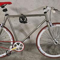 Bici scatto fisso o ruota libera