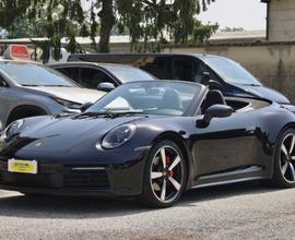 PORSCHE 911 992 Carrera 4 Cabriolet