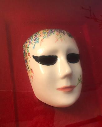 QUADRO CON MASCHERA IN CERAMICA
