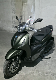Piaggio Beverly S 300 Hpe