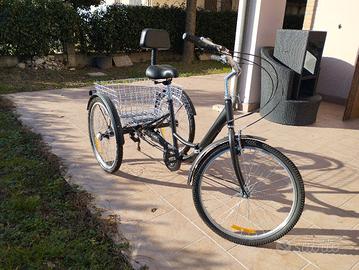 Triciclo pieghevole nuovo