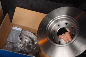 Dischi e freni posteriori alfa romeo mito