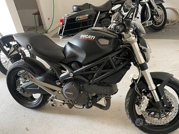Ducati monster