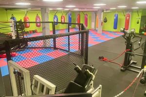 Spazio palestra attrezzato e funzionale