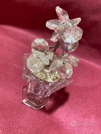 Fiori con vasetto in cristallo di Boemia e argento