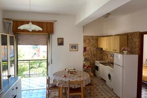 Appartamento Scalea in Via Lauro 125
