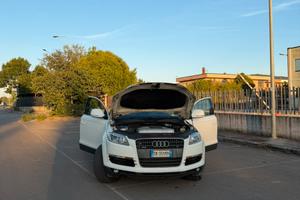Audi q7 3.0 tdi