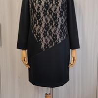 Elegante Abito Nero con Inserti in Pizzo e Mesh XL