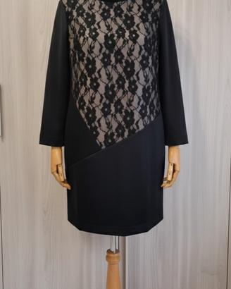 Elegante Abito Nero con Inserti in Pizzo e Mesh XL