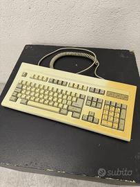 Tastiera PC Vintage con connettore DIN 5 Pin AT