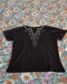 Maglietta cotone scollo a v decori in pailettes 