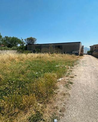 S2 terreno edificabile in zona caserma salomone
