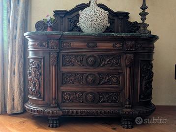 Credenza antica in legno con piano in marmo