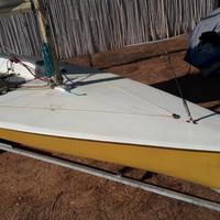 Deriva barca vela Contender