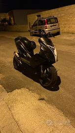 Aprilia SR 50 - 2020