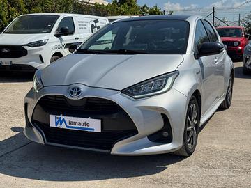 TOYOTA Yaris Hybrid Lounge 1.5cc 116cv (92cv) AU