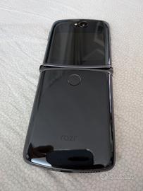 Motorola Razr 5G grigio