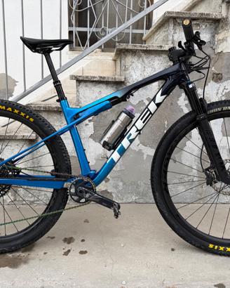 Trek supercaliber 9.8 gen 1