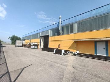 Immobile di 1500 m² con 5 locali a San Giovanni Lu